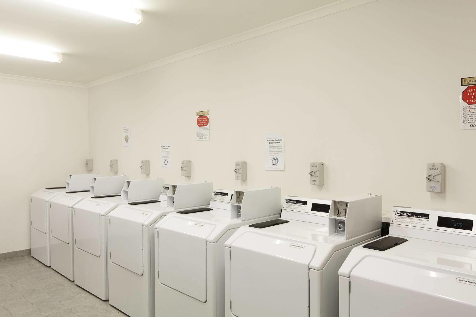 Macquarie University Village Sydney Esterno foto